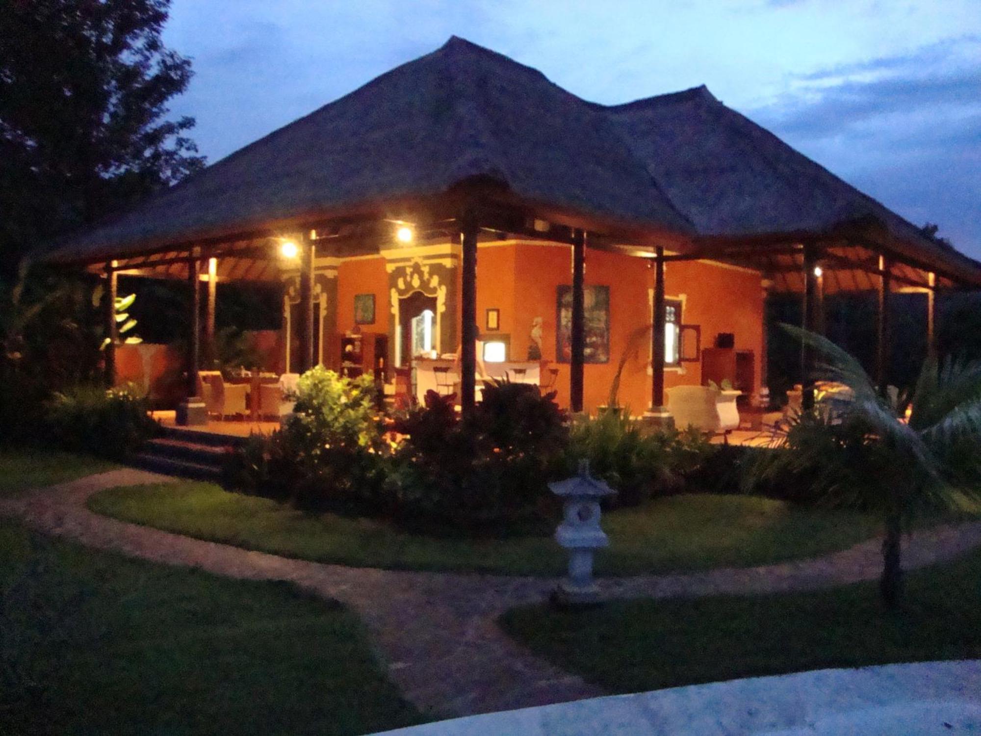 Villa Bali Pondok Jepang Lovina Exteriör bild