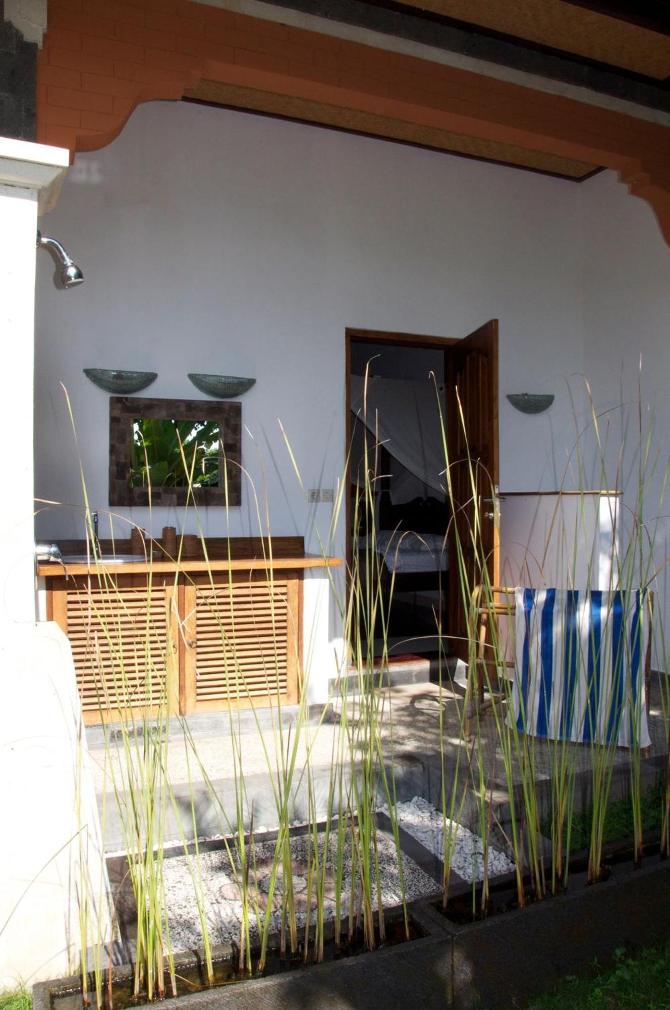 Villa Bali Pondok Jepang Lovina Exteriör bild